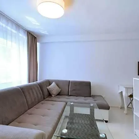 Bed and Breakfast Akwarium 4*