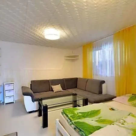 Akwarium Bed and Breakfast